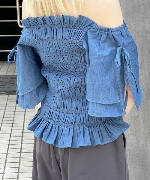 Lamoa(ラモア)の「【Lamoa】/デニムシャーリングブラウス(シャツ/ブラウス・レディース・ブルー・MEDIUM)」の5枚目の写真