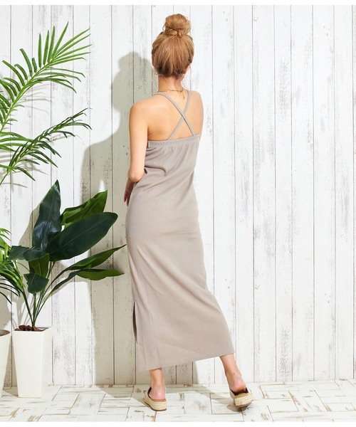 anap mimpi（アナップミンピ）の「カップ付バッククロスサイドスリットリブタイトワンピース（ワンピース・レディース・グリーン/ベージュ/ダークグレー・FREE）」の5枚目の写真