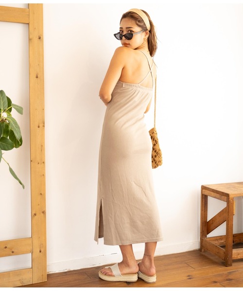 anap mimpi（アナップミンピ）の「カップ付バッククロスサイドスリットリブタイトワンピース（ワンピース・レディース・グリーン/ベージュ/ダークグレー・FREE）」の20枚目の写真