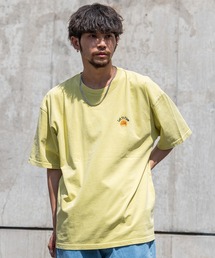 『CavariA/キャバリア』ピグメント刺繍TEE