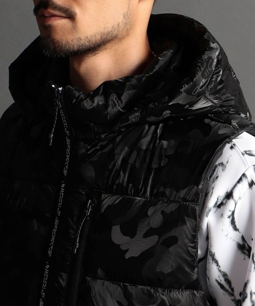 NICOLE CLUB FOR MEN（ニコルクラブフォーメン）の「【NICOLE SPORTS】ワッシャータフタ中綿ベスト（ダウンベスト・メンズ・ブラック系/グレー系/ブラック・MEDIUM/LARGE/X-LARGE）」の11枚目の写真