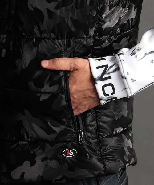 NICOLE CLUB FOR MEN（ニコルクラブフォーメン）の「【NICOLE SPORTS】ワッシャータフタ中綿ベスト（ダウンベスト・メンズ・ブラック系/グレー系/ブラック・MEDIUM/LARGE/X-LARGE）」の15枚目の写真