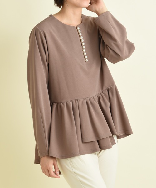 INTERPLANET(インタープラネット)の「カットジョーゼットパール付きブラウス(シャツ/ブラウス・レディース・ブラック/オフホワイト/モカ・FREE)」の15枚目の写真