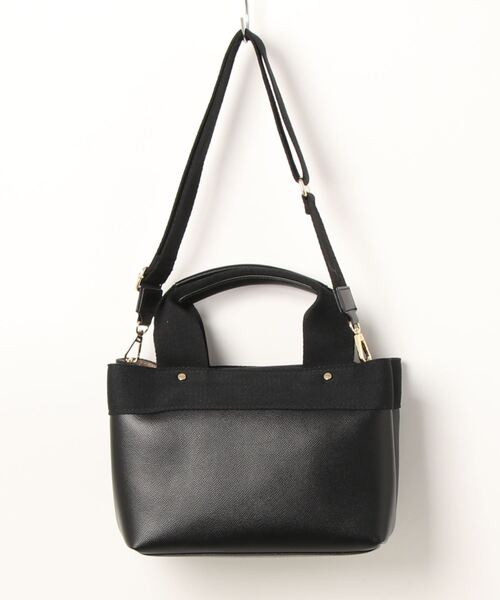 Q(キュー)の「パーテーショントート(トートバッグ・レディース・ブラック/アイボリー・ONE SIZE)」の6枚目の写真