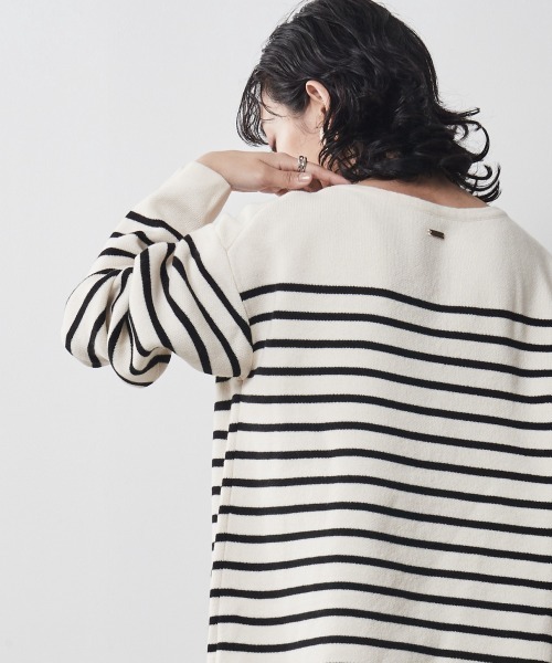 CHIC STYLE(シックスタイル)の「<大きいサイズ>ボートネックボーダーニットプルオーバー シックスタイル(ニット/セーター・レディース・アイボリー/ブラック・L/4L/LL/5L/3L)」の11枚目の写真
