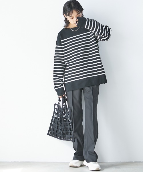 CHIC STYLE(シックスタイル)の「<大きいサイズ>ボートネックボーダーニットプルオーバー シックスタイル(ニット/セーター・レディース・アイボリー/ブラック・L/4L/LL/5L/3L)」の6枚目の写真