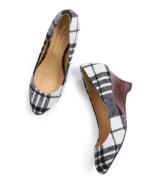 B:MING by BEAMS（ビーミングバイビームス）の「ビーミング by ビームス / ウエッジソールパンプス 2015FW（パンプス・レディース・ブラック/オリーブ/その他/ライトグレー/シルバー・23.0cm/24.0cm/23.5cm/22.5cm/24.5cm）」の17枚目の写真