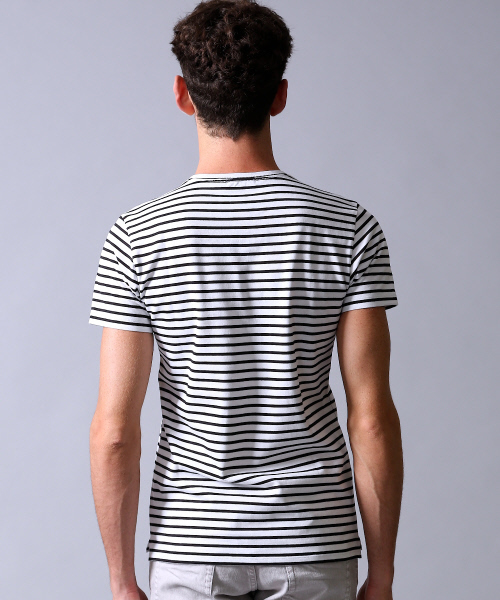 5351 POUR LES HOMMES（ゴーサンゴーイチプールオム）の「バスクボーダークルーネック（Tシャツ/カットソー・メンズ・ホワイト/ブラック/グレー・2/3）」の5枚目の写真