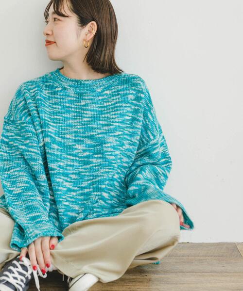 ITEMS URBANRESEARCH（アイテムズ アーバンリサーチ）の「『ユニセックス』カラーメランジクルーネックニット（ニット/セーター・レディース・ブラック/パープル/ブルー・FREE）」の14枚目の写真