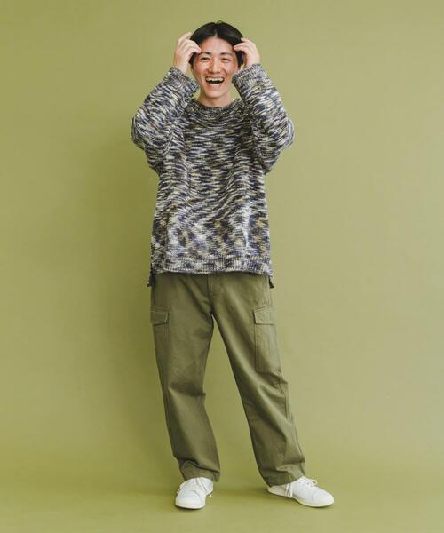 ITEMS URBANRESEARCH（アイテムズ アーバンリサーチ）の「『ユニセックス』カラーメランジクルーネックニット（ニット/セーター・レディース・ブラック/パープル/ブルー・FREE）」の21枚目の写真