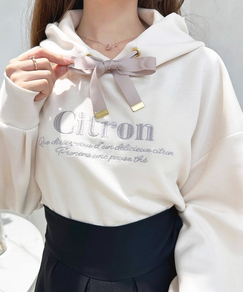 apres jour（アプレジュール）の「刺繍スウェットフーディ【ZOZOTOW限定アイテム】（スウェット・レディース・ラベンダー/ブラック/アイボリー・フリー/X-LARGE）」の5枚目の写真