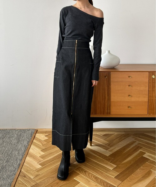 Olu.（オルドット）の「ワンショルダータイトニット（ニット/セーター・レディース・ピンク/ホワイト/オレンジ/ブラック/チャコールグレー/ブラウン/サーモンピンク・FREE）」の19枚目の写真