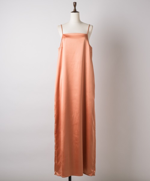 Fastener slit satin dress/ファスナースリットサテンドレス