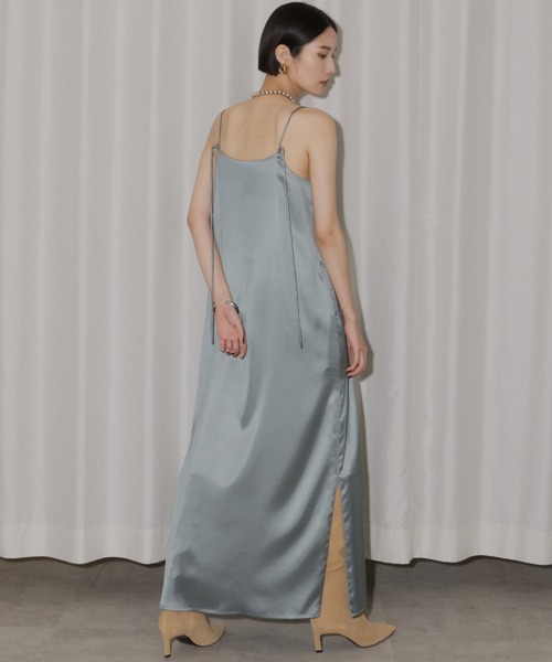 Fastener slit satin dress/ファスナースリットサテンドレス