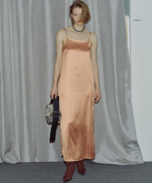Fastener slit satin dress/ファスナースリット キャミソールサテン Fastener slit satin dress/ファスナースリット キャミソールサテン