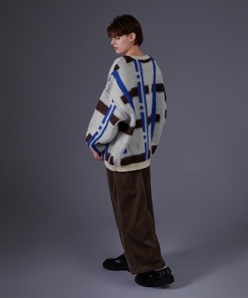 ONCILY(オンシェリー)の「CHECK PATTERN SHAGGY KNIT / シャギーチェックニット(ニット/セーター・メンズ・ネイビー/ブラウン・LARGE/MEDIUM/SMALL)」の17枚目の写真