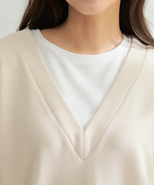 Arnold Palmer（アーノルドパーマー）の「深Vネック レイヤー チュニック（チュニック・レディース・ブラック/ダークブラウン/アイボリー・S/M/L）」の4枚目の写真