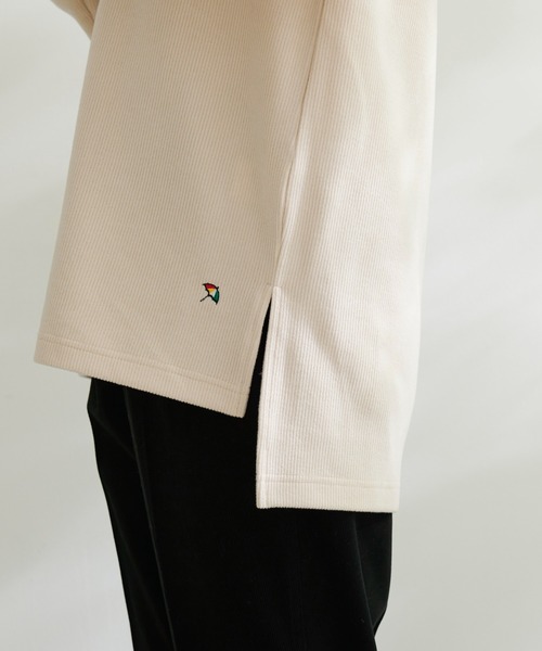 Arnold Palmer（アーノルドパーマー）の「深Vネック レイヤー チュニック（チュニック・レディース・ブラック/ダークブラウン/アイボリー・S/M/L）」の6枚目の写真