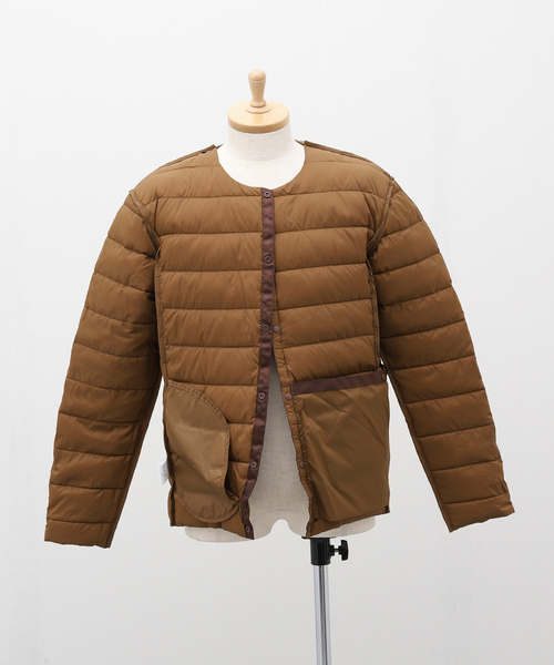 B.C STOCK(ベーセーストック)の「VERSATILE インナーダウン(ブルゾン・メンズ・ベージュ/ブラック・MEDIUM/LARGE)」の17枚目の写真