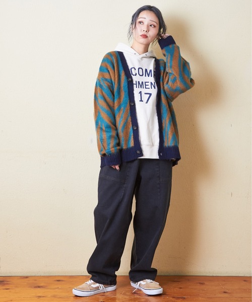 CUBE SUGAR（キューブシュガー）の「モヘアタッチジャガードゼブラ柄Vネックカーディガン（カーディガン/ボレロ・レディース・グレー/ピンク/ブルー・M）」の8枚目の写真