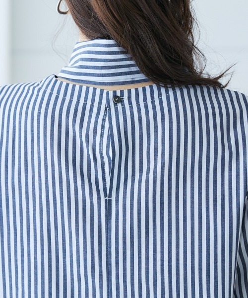 miclat（ミクラ）の「大きいサイズ　ストライプリボンタイシャツ　miclat（シャツ/ブラウス・レディース・ベージュ系1/ネイビー系・L/4L/5L/LL/3L）」の21枚目の写真