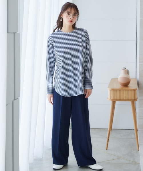 miclat（ミクラ）の「大きいサイズ　ストライプリボンタイシャツ　miclat（シャツ/ブラウス・レディース・ベージュ系1/ネイビー系・L/4L/5L/LL/3L）」の9枚目の写真