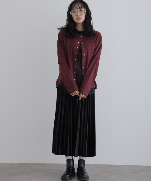 ElegChic(エレグシック)の「ボタンクルーネックカーディガン(カーディガン/ボレロ・レディース・ブラック/杢グレー/バーガンディー/カーキ/チャコールグレー・XL/4L/M)」の5枚目の写真