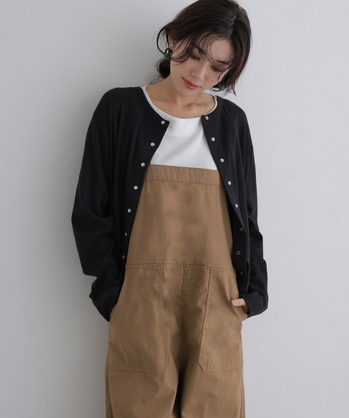 ElegChic(エレグシック)の「ボタンクルーネックカーディガン(カーディガン/ボレロ・レディース・ブラック/杢グレー/バーガンディー/カーキ/チャコールグレー・XL/4L/M)」の2枚目の写真
