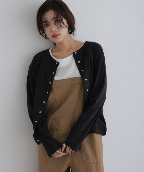 ElegChic(エレグシック)の「ボタンクルーネックカーディガン(カーディガン/ボレロ・レディース・ブラック/杢グレー/バーガンディー/カーキ/チャコールグレー・XL/4L/M)」の18枚目の写真