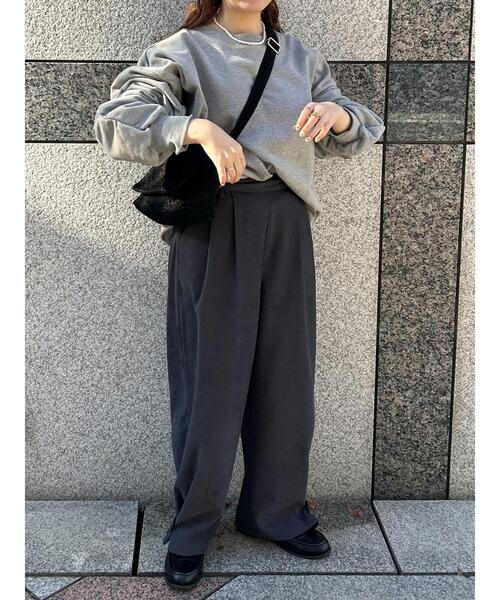 ehka sopo（エヘカソポ）の「◎袖シャーリングスウェット（Tシャツ/カットソー・レディース・キナリ/グレー・F）」の12枚目の写真