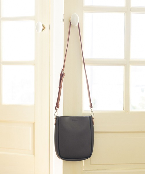 GLOBAL WORK（グローバルワーク）の「撥水ジャストポケットショルダーバッグ/996573（ショルダーバッグ・メンズ・ブラウン/チャコールグレー/オフホワイト/その他/ブラック・FREE）」の7枚目の写真