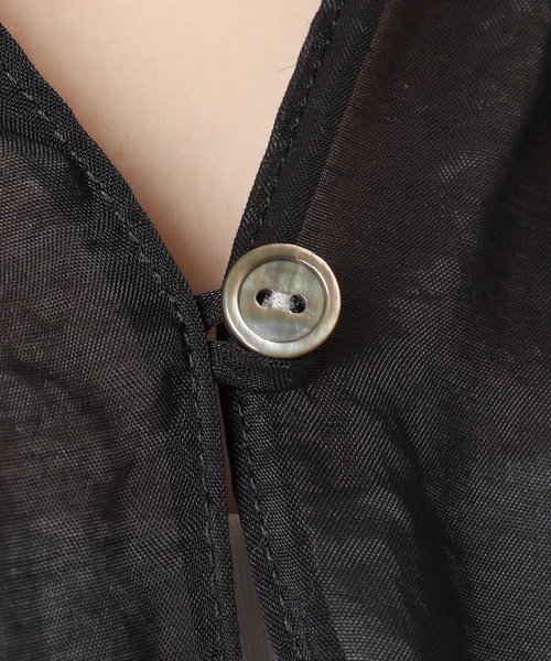 Noble（ノーブル）の「フォギーシアーボリュームブラウス（シャツ/ブラウス・レディース・ブラック/ライトグレー・FREE）」の20枚目の写真