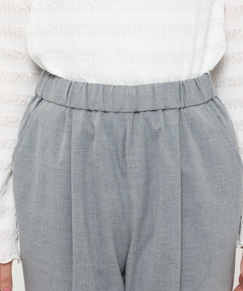 saloon（サルーン）の「SALOON(サルーン)/　ベーシックテーパードパンツ　セットアップ可（スラックス・レディース・グレー/ブラック・MEDIUM/SMALL）」の22枚目の写真