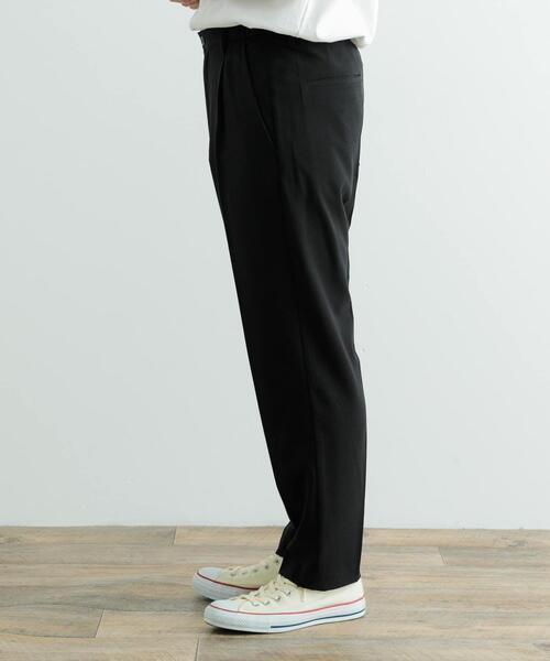 ITEMS URBANRESEARCH（アイテムズ アーバンリサーチ）の「『セットアップ対応』ウォッシャブル×クールタッチTRテーパードパンツ（その他パンツ・メンズ・ブラック/グレー/ベージュ/チェック・SMALL/MEDIUM/LARGE）」の22枚目の写真