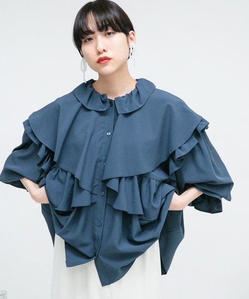 KBF（ケイビーエフ）の「ワイドフリルカラーブラウス（シャツ/ブラウス・レディース・アイボリー/ブルー系その他/オレンジ系その他・ONE）」の3枚目の写真