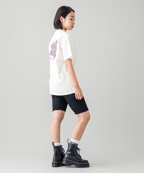 X-girl（エックスガール）の「AIRBRUSH LOGO S/S TEE（Tシャツ/カットソー・レディース・ブラック/ライトピンク/ホワイト・S/M/L/XL）」の9枚目の写真