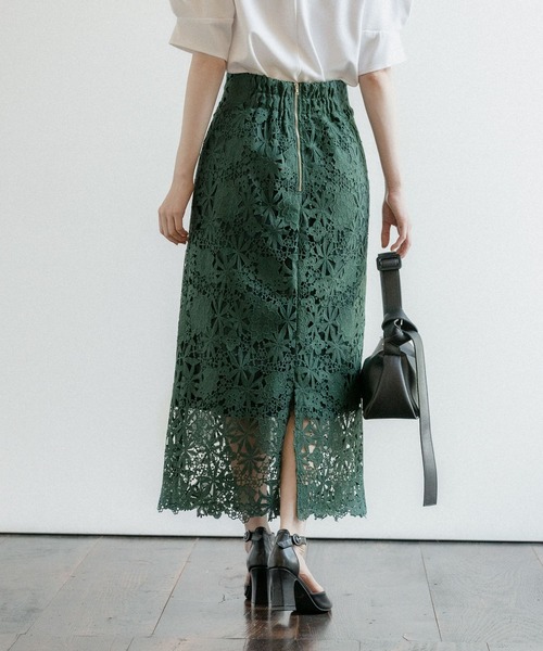 Andemiu（アンデミュウ）の「レースＩラインスカート112733（スカート・レディース・ブラック/アイボリー/ブルー/レッド/グリーン/オレンジ・MEDIUM/SMALL）」の13枚目の写真