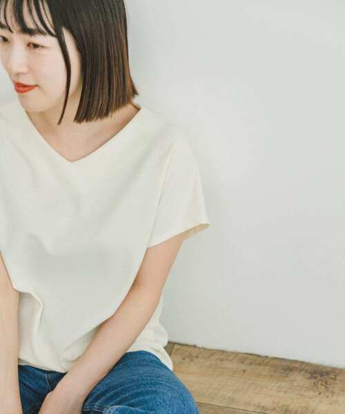 ITEMS URBANRESEARCH（アイテムズ アーバンリサーチ）の「カットミラノフレンチプルオーバー（Tシャツ/カットソー・レディース・ブラウン系その他/ブルー系その他/ホワイト系その他/オフホワイト/チャコールグレー・FREE）」の6枚目の写真