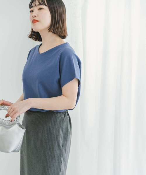 ITEMS URBANRESEARCH（アイテムズ アーバンリサーチ）の「カットミラノフレンチプルオーバー（Tシャツ/カットソー・レディース・ブラウン系その他/ブルー系その他/ホワイト系その他/オフホワイト/チャコールグレー・FREE）」の16枚目の写真