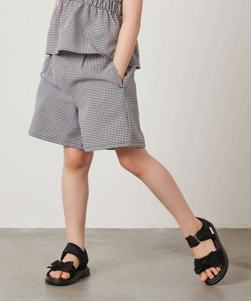 a.v.v（アーヴェヴェ）の「[140-150]【セットアップ対応】タックショートパンツ（その他パンツ・キッズ・ブラック/ブルー・140/150）」の2枚目の写真