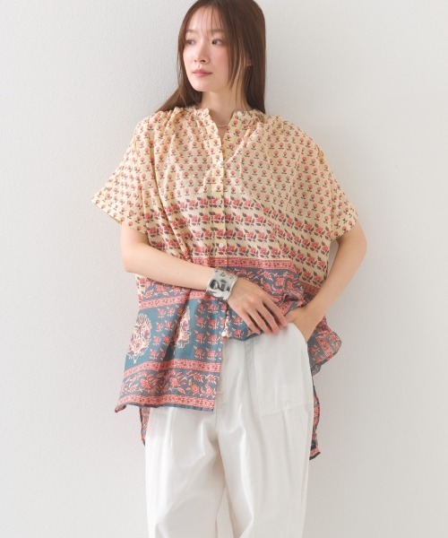 OMNES（オムネス）の「コットンボイル総柄ワイドシルエットギャザー半袖シャツ（シャツ/ブラウス・レディース・ブルー系その他/グリーン系その他/パープル/ブラック×ホワイト/ブラック×グリーン/アイボリー/パープル系その他/キナリ/ネイビー/ブラウン系その他/グリーン系その他2・FREE）」の12枚目の写真
