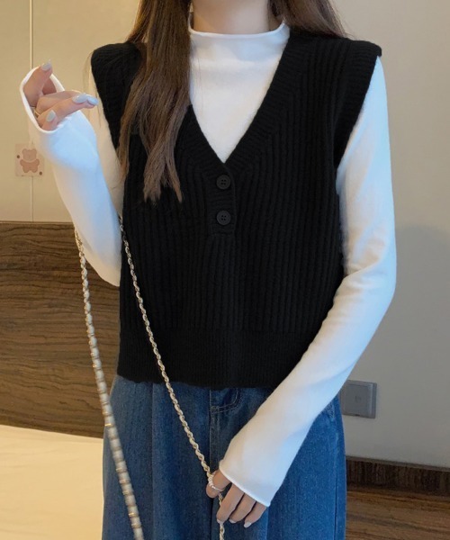 Miniministore(ミニミニストア)の「Vネックニットベスト コンパクトベスト(ベスト・レディース・ブラック/ライトブラウン/イエロー/アイボリー/ベージュ/ダークグレー・FREE)」の1枚目の写真