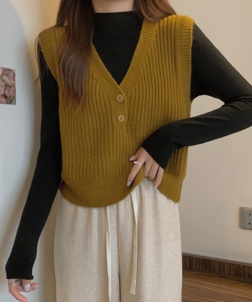Miniministore(ミニミニストア)の「Vネックニットベスト コンパクトベスト(ベスト・レディース・ブラック/ライトブラウン/イエロー/アイボリー/ベージュ/ダークグレー・FREE)」の20枚目の写真