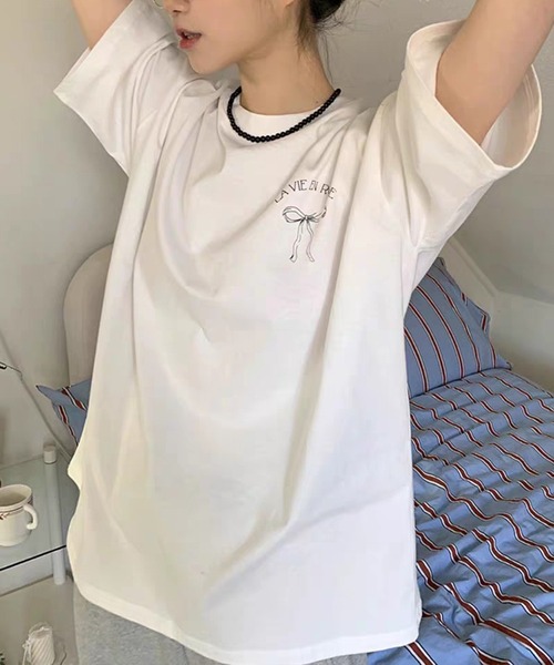 VitaFelice(ヴィータフェリーチェ)の「リボンデザイン 半袖Tシャツ バレエコア(Tシャツ/カットソー・レディース・ホワイト/ブラック/グレー・FREE)」の5枚目の写真