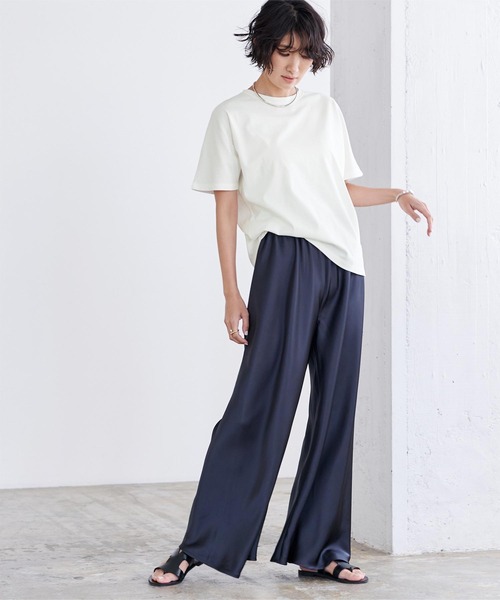 UR'S（ユアーズ）の「汗染み防止ハーフスリーブTシャツ（Tシャツ/カットソー・レディース・ブラック/ホワイト/ブルーグレー/チャコール・S/M/L）」の12枚目の写真