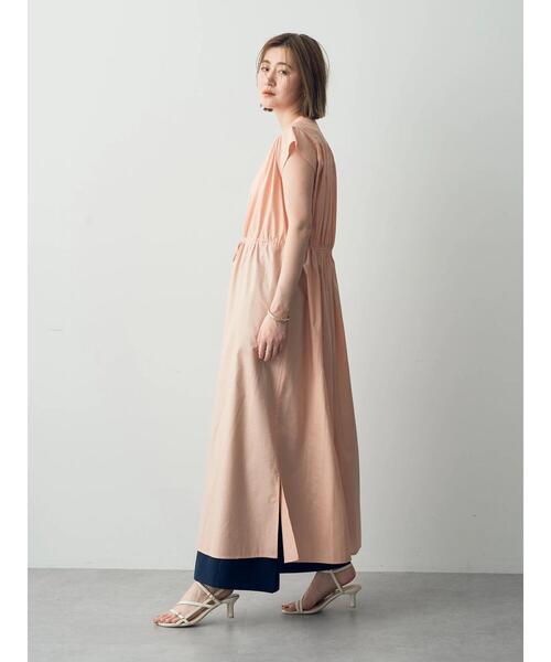 YECCA VECCA(イェッカヴェッカ)の「【ORGABITS】ドロストギャザーシャツワンピース(シャツワンピース・レディース・ライトベージュ/ダークネイビー/サーモンピンク・FREE)」の12枚目の写真