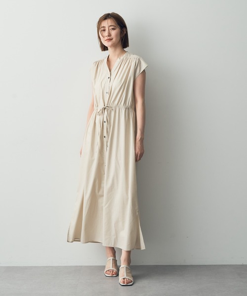 YECCA VECCA(イェッカヴェッカ)の「【ORGABITS】ドロストギャザーシャツワンピース(シャツワンピース・レディース・ライトベージュ/ダークネイビー/サーモンピンク・FREE)」の1枚目の写真