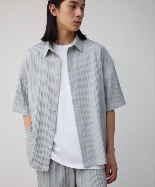 AZUL by moussy（アズールバイマウジー）の「タック楊柳リラックスシャツ（シャツ/ブラウス・メンズ・ブラック/ライトグレー/ベージュ・FREE）」の3枚目の写真