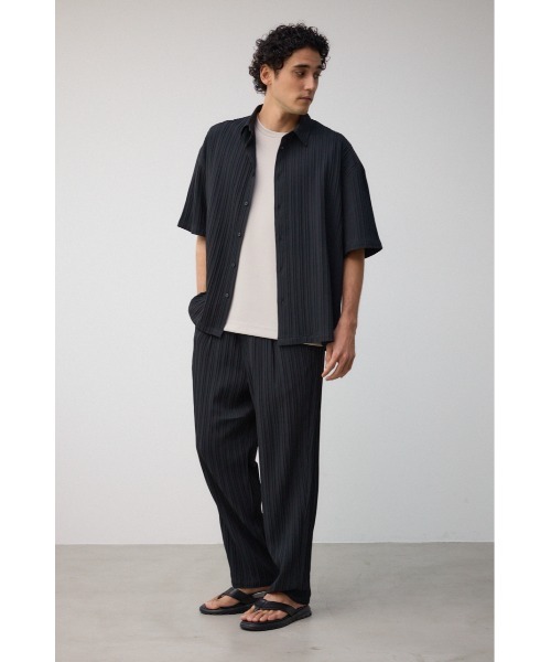 AZUL by moussy（アズールバイマウジー）の「タック楊柳リラックスシャツ（シャツ/ブラウス・メンズ・ブラック/ライトグレー/ベージュ・FREE）」の6枚目の写真