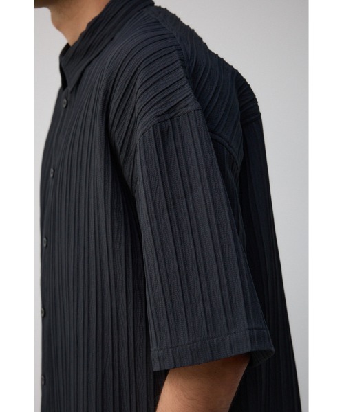 AZUL by moussy（アズールバイマウジー）の「タック楊柳リラックスシャツ（シャツ/ブラウス・メンズ・ブラック/ライトグレー/ベージュ・FREE）」の11枚目の写真